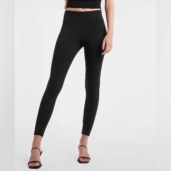 Express black legging capri pants w/slimming 4” waistband NWT Sz-SP. U2 - Picture 1 of 12